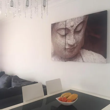 Comfortable Townhouse With An Ocean View Дом отдыха Адехе