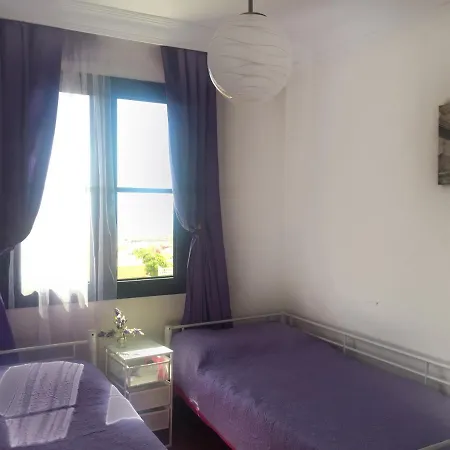 Comfortable Townhouse With An Ocean View Адехе